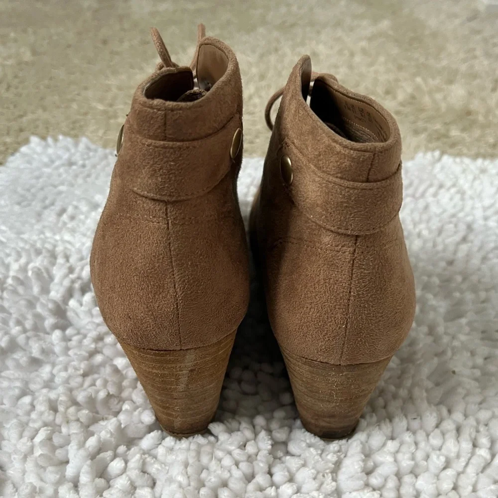 Dr. Scholl’s Dynasty Ankle Booties Brown Lace Up Wedge Heel Size 8.5 Comfort